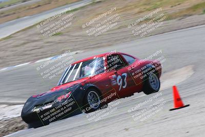 media/May-01-2022-CalClub SCCA (Sun) [[03a481c204]]/Groups 2 and 4/Race (Offramp)/